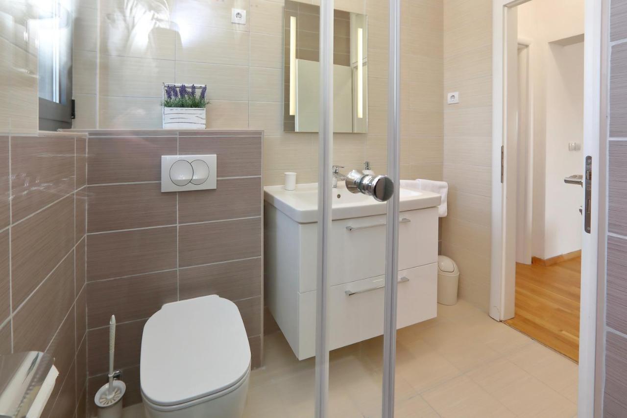 Topesa 1 Apartment *